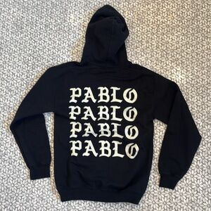 Unisex Kanye West Saint Pablo Paris Tour Hoodie in Black, Size‎ Small